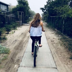 Meet your Posher, Julia